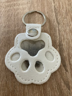 Porte-clés patte blanche Souvenir de chat